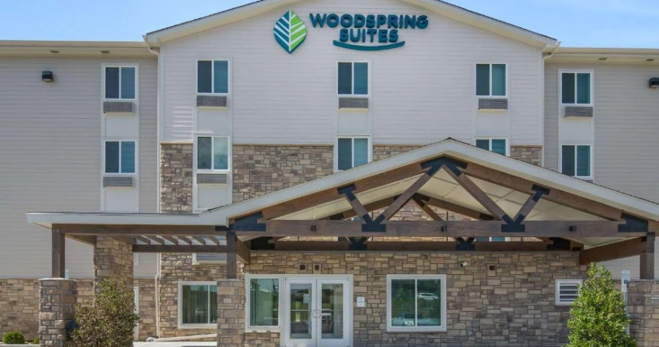 The Best Hotels Near Carowinds, Charlotte – Your Ultimate Guide
