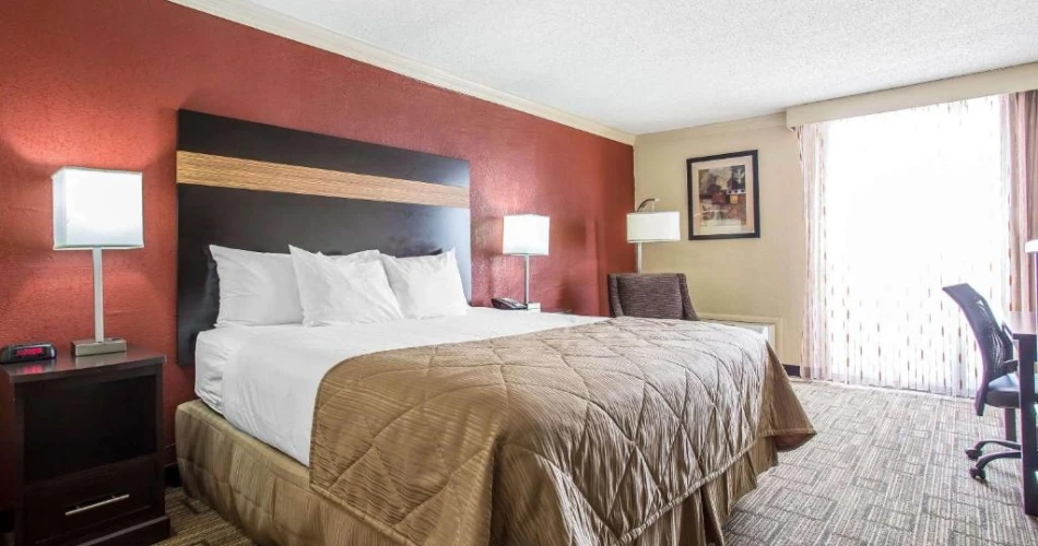 The Best Hotels Near Carowinds, Charlotte – Your Ultimate Guide
