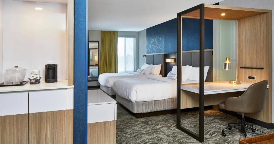 The Ultimate Guide to Cheap Hotels Near Carowinds for Theme Park Lovers
