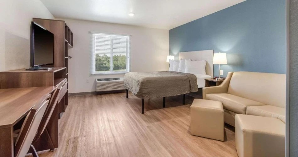 The Ultimate Guide to Cheap Hotels Near Carowinds for Theme Park Lovers
