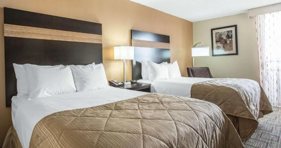The Ultimate Guide to Cheap Hotels Near Carowinds for Theme Park Lovers
