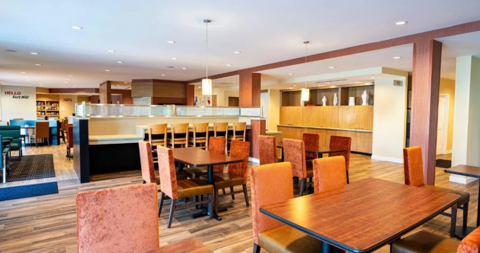 Top 10 Places to Stay Near Carowinds for Every Budget
